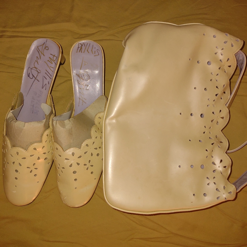 Women's Matching Purse and short heels shoes - Picture 7 of 7